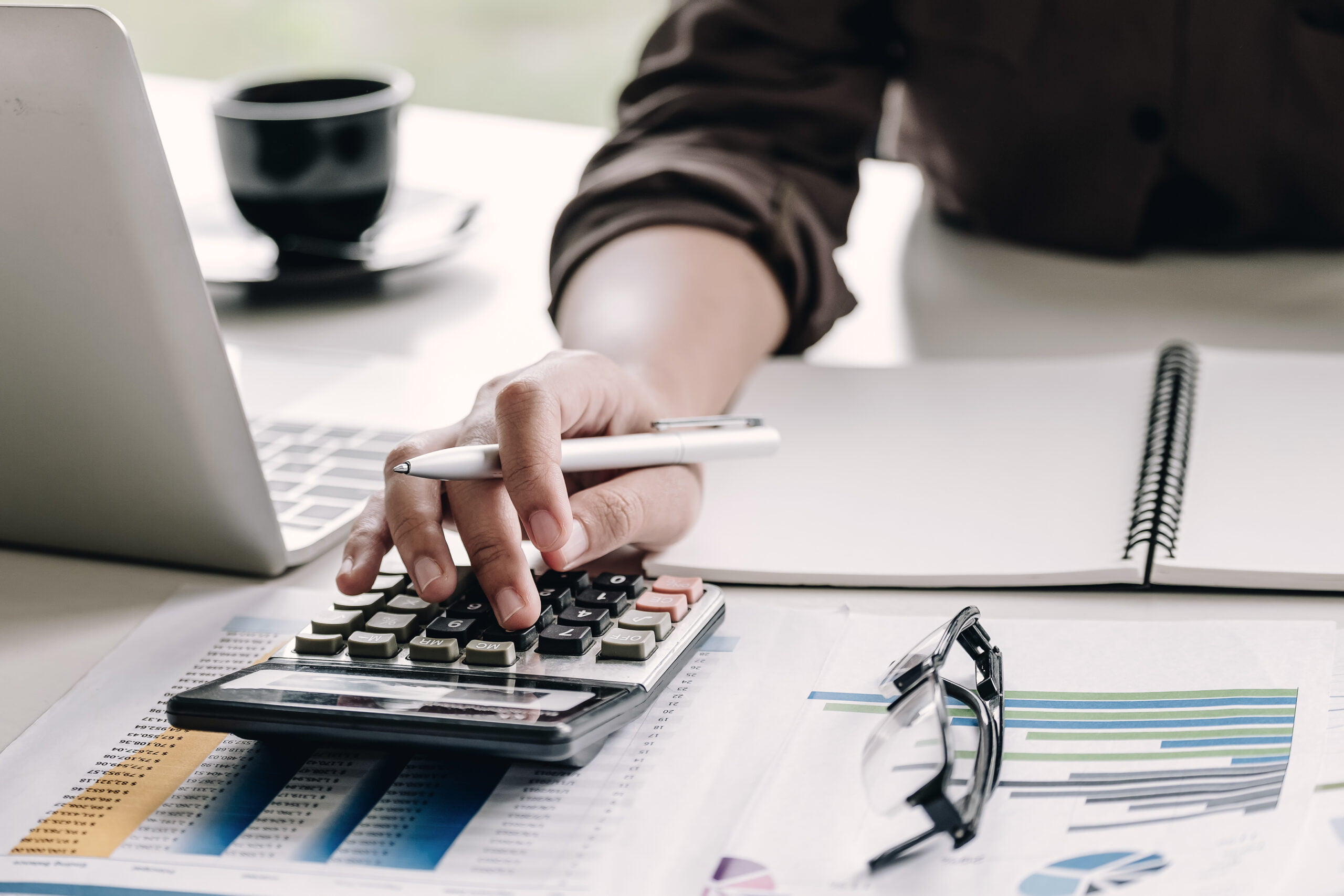What You Need To Know Before Hiring A Virtual Assistant For Bookkeeping Services